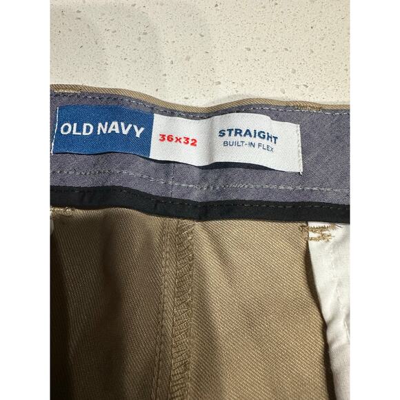 Old Navy Men’s Built in Flex Khaki Pants 36x32 Casual work office - Picture 3 of 7